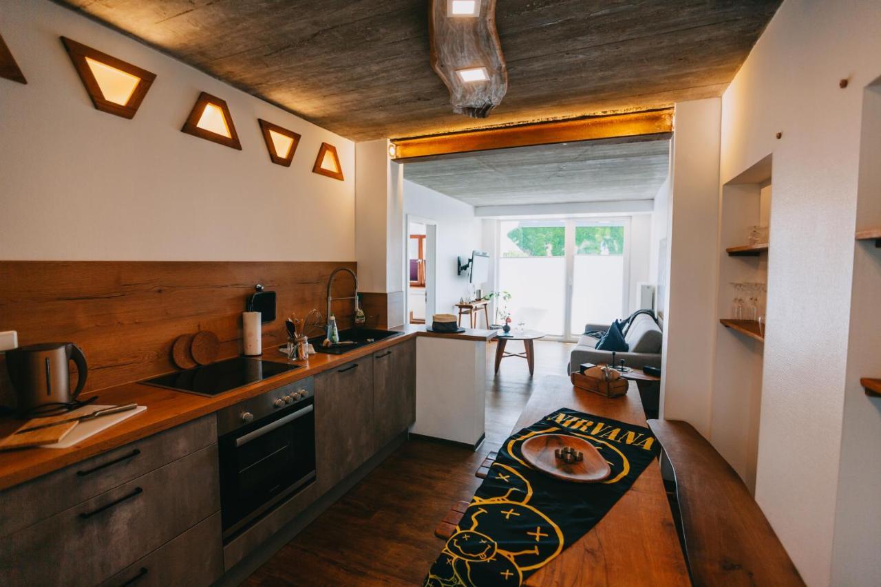 Bio-Weingut Staffelter Hof Guest House Krov Bagian luar foto